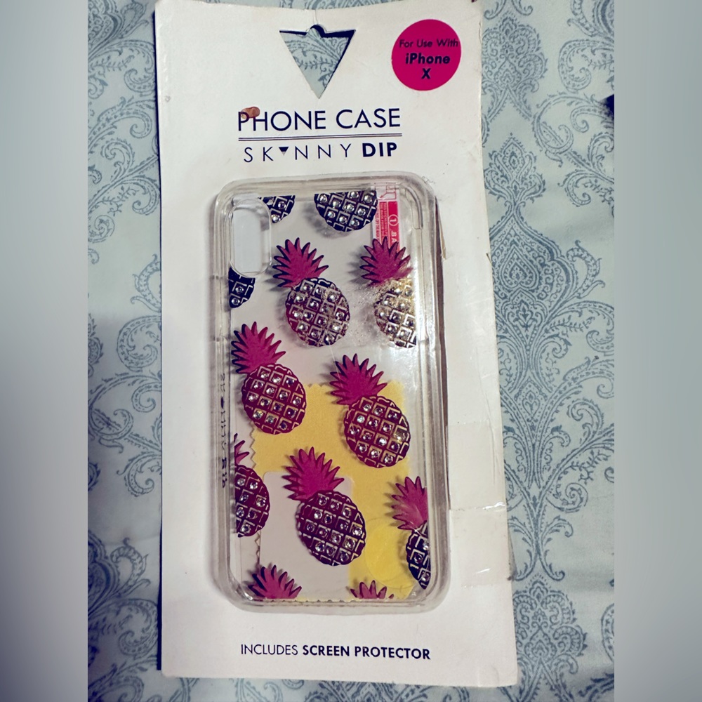 Brand new iphone X clear case with pineapple design. & screen protector.